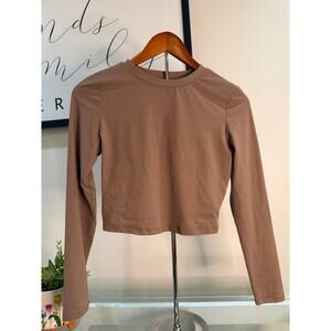 ✨ Trendy Queen Nude Long Sleeve Crop Top ✨